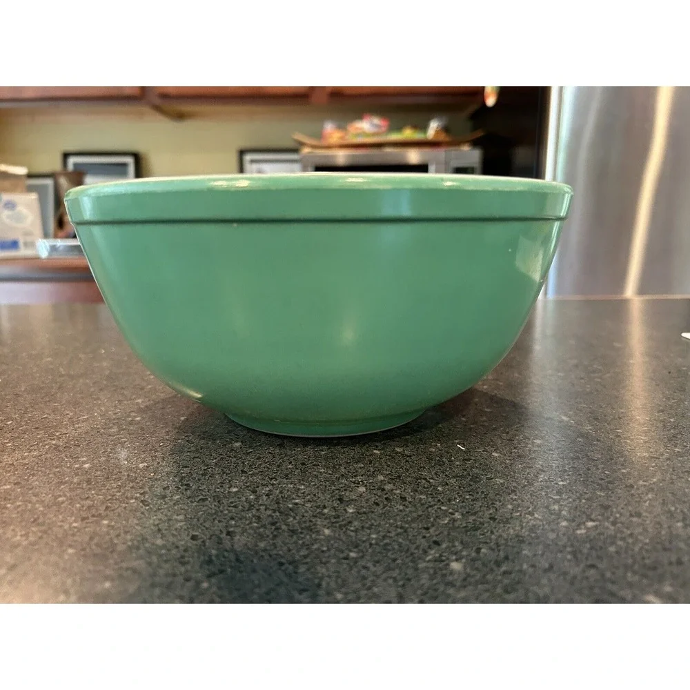 Pyrex preowned no